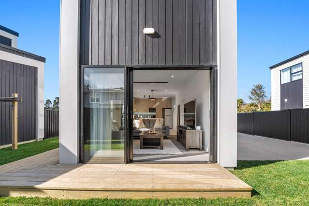 2/141 Waikato Street Central_3