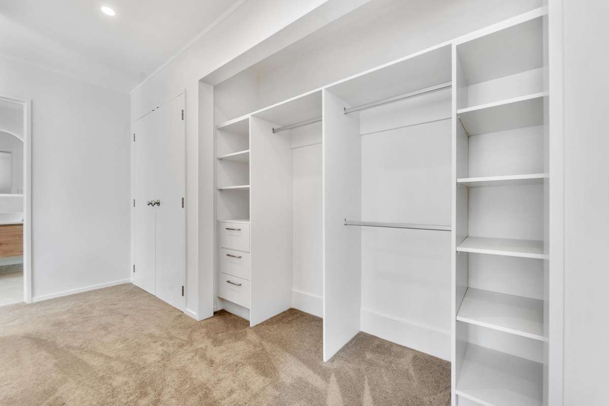 1/410 Glenfield Road_2