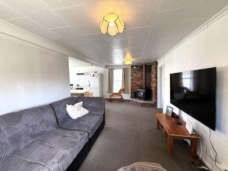 82 Salcombe Street Kaitangata_29