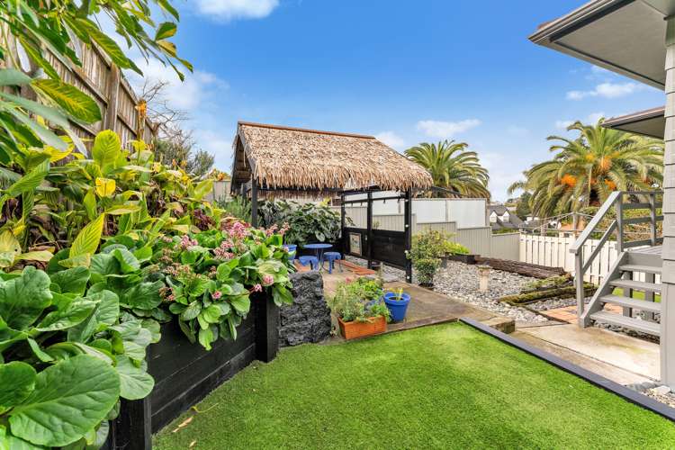 2/2 Patons Road Howick_10