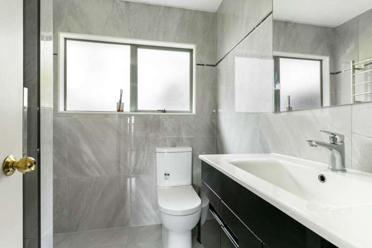 20a Pine Street New Lynn_10