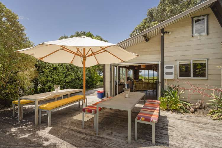 122 Mangakahia Drive Whangapoua_16
