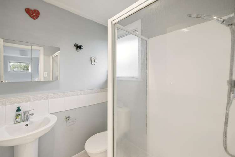 260 Levers Road Matua_15