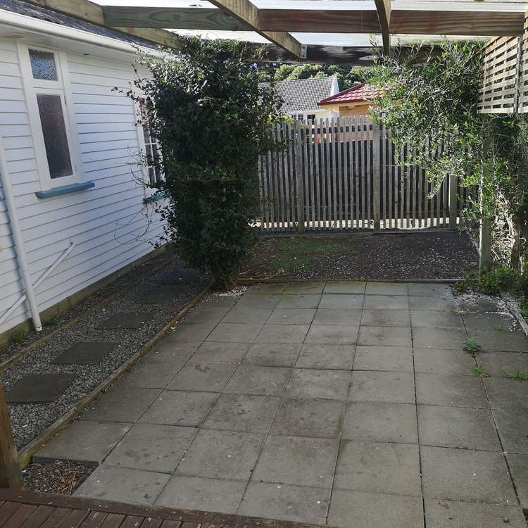 26 Rex Street Miramar_13