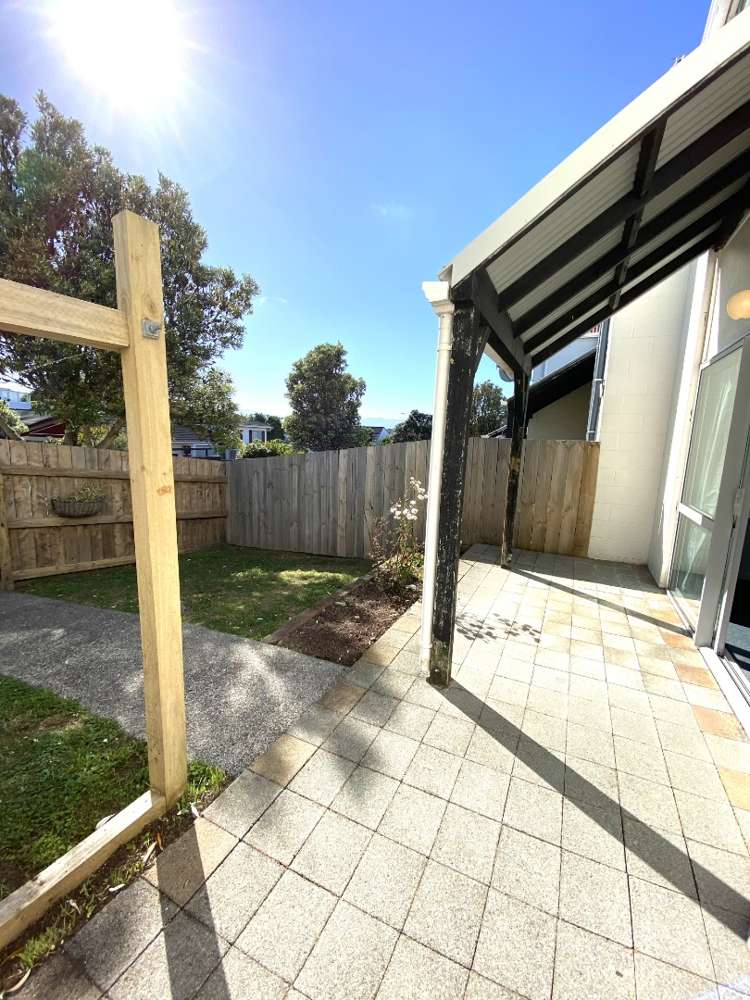 126 Akaroa Drive Maupuia_8