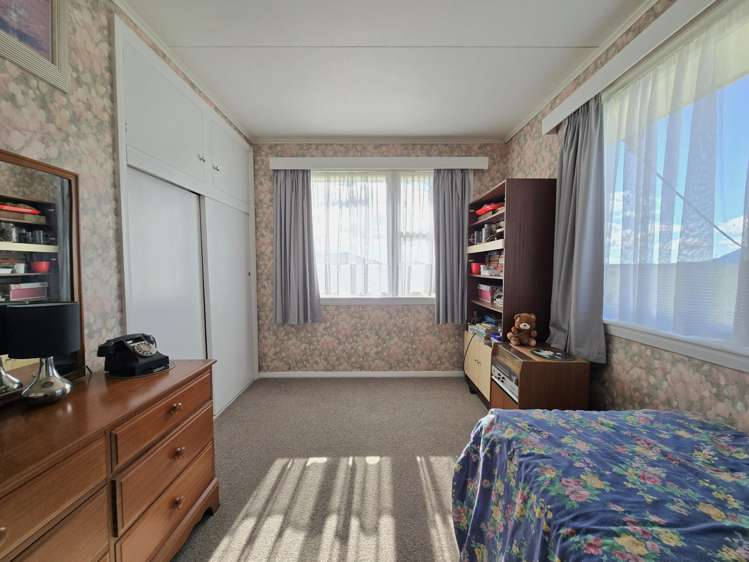 18 and 22 Harihari Township Road Harihari_13