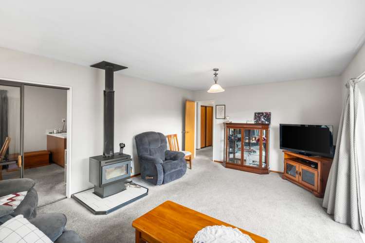 53 Laing Crescent Heathcote Valley_3