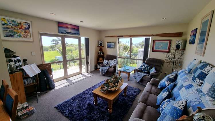 72 Havill Drive Hokitika_13