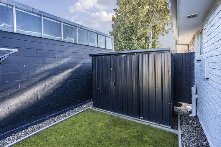 2/6 Timbertop Lane Saint Martins_21