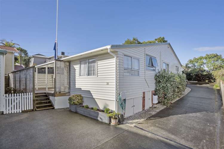 2/3 Winifred Avenue Bayview_2