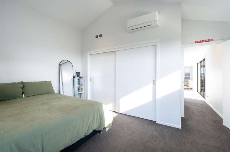 51 Summersfield Boulevard Richmond_20