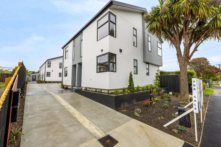 3/106 Wildberry Street_0