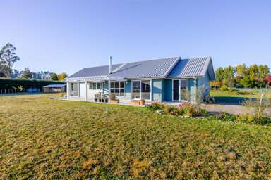 742b River Road_4