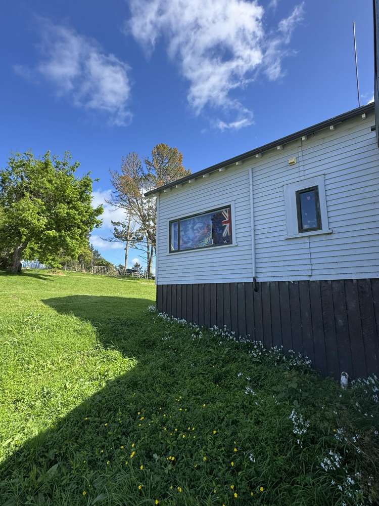 43 The Pines Road Paparoa_6