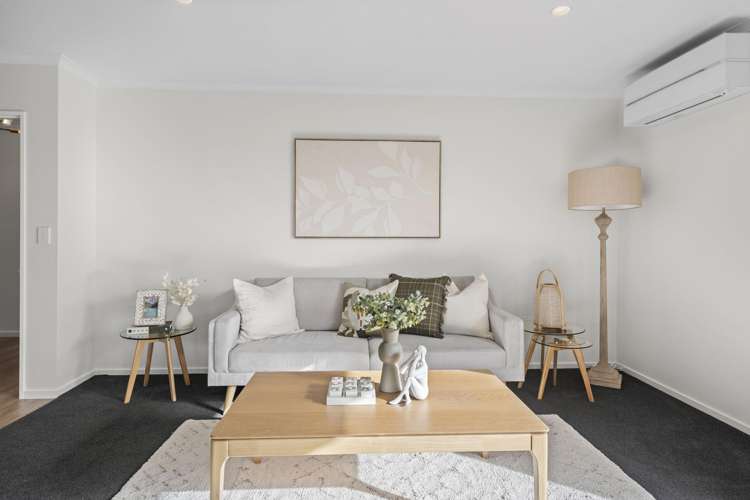 25 Malaga Crescent Harewood_7