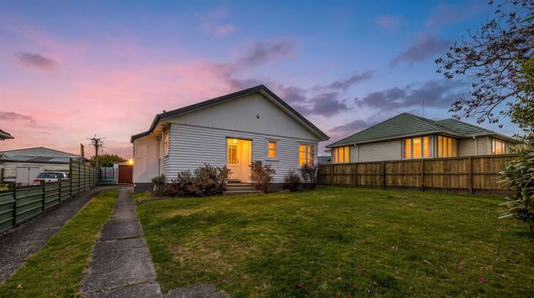 9 Wallace Crescent Glenholme_0