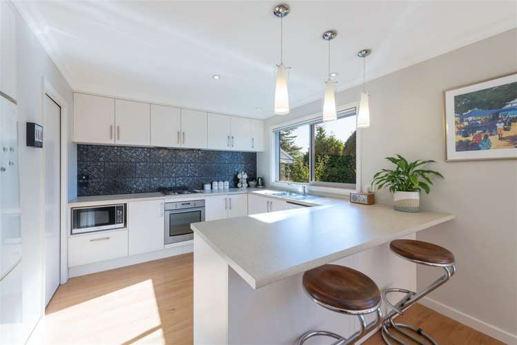 7 Neale Avenue Stoke_9