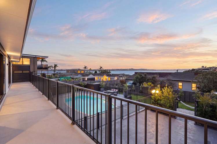 114 Bramley Drive Farm Cove_14