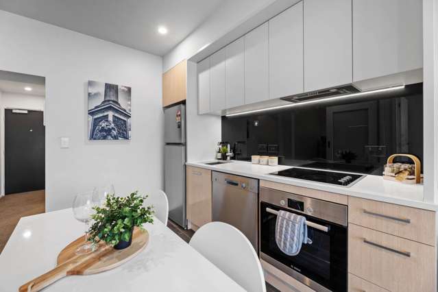 708/70 Anzac Avenue City Centre_4