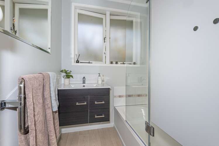 46 Mackesy Road Parahaki_9