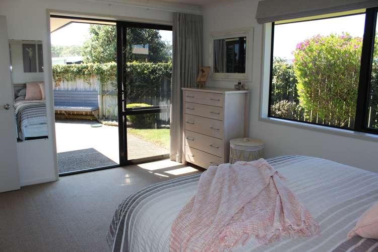 106 Benjamin Place Matarangi_6