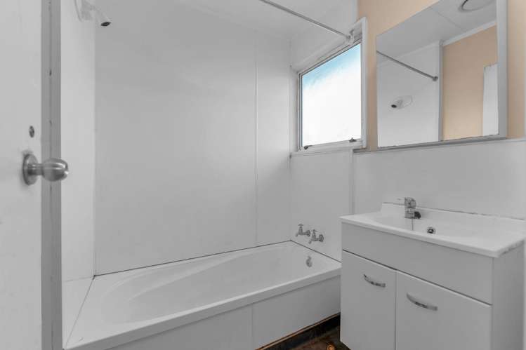 76 Cambridge Terrace Papatoetoe_18