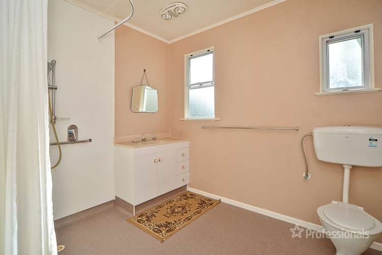 23 Hilton Road Carterton_10