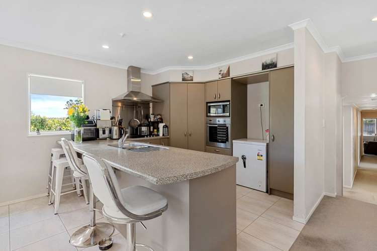 71a Target Road Totara Vale_5