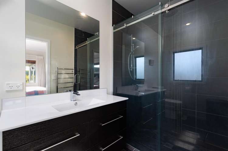 4 Childs Way Richmond_13