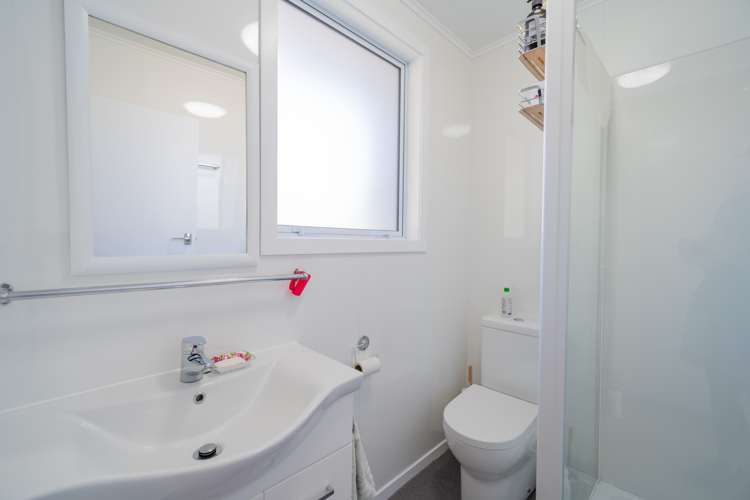 16 Burnby Place Te Anau_11