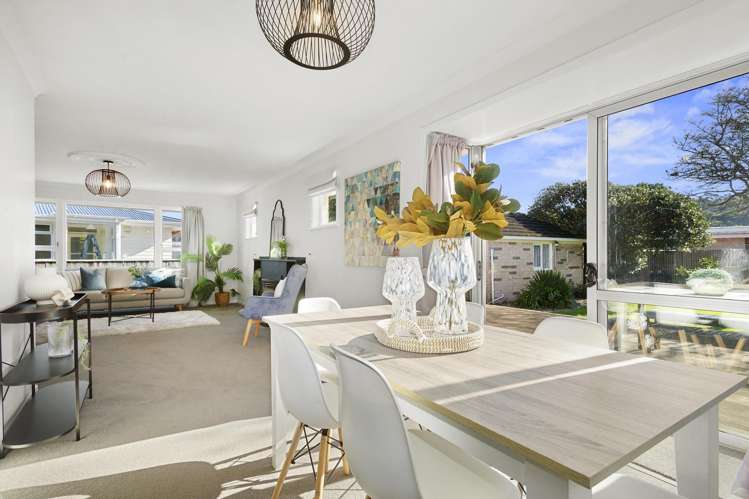 7 Holyoake Crescent Avalon_3