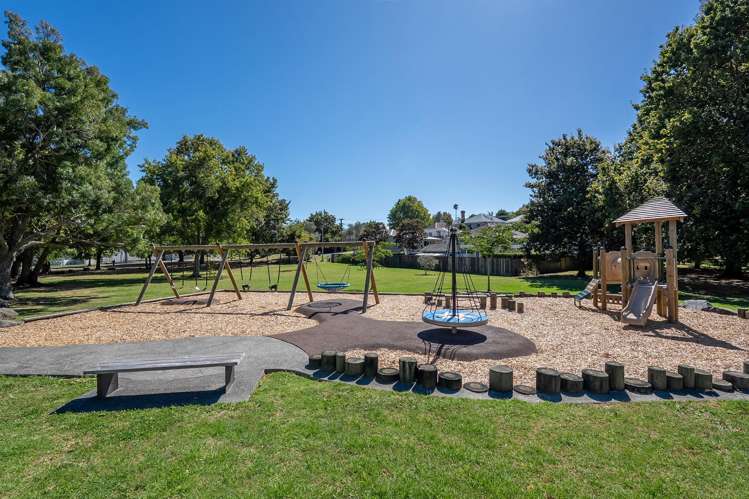 27 Hastings Parade Devonport_26