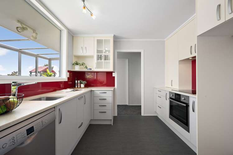 8 Salem Court Churton Park_4