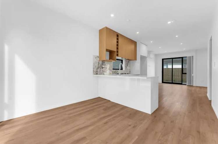 22B & C Justamere Place Weymouth_8