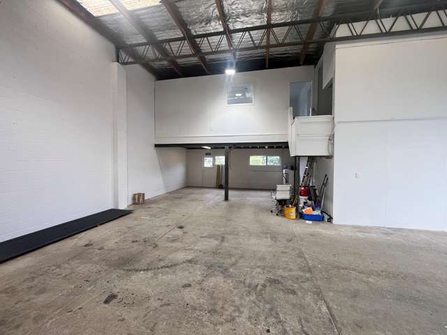 B/30 Barrys Point Road Takapuna_2