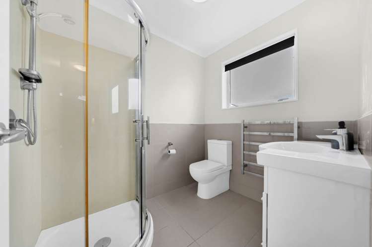 33 Hain Avenue Mangere East_12