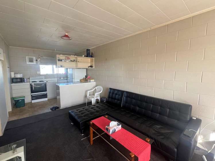 5/235 Old Farm Road 1076_1
