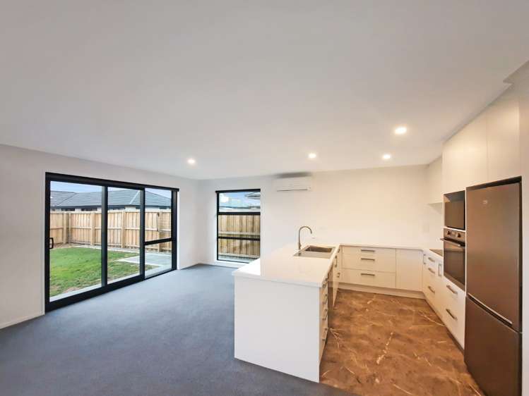 4 Piwakawaka Lane 2340_2