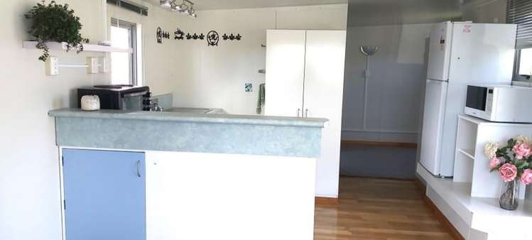 P14/70 Beach Road Tahunanui_5