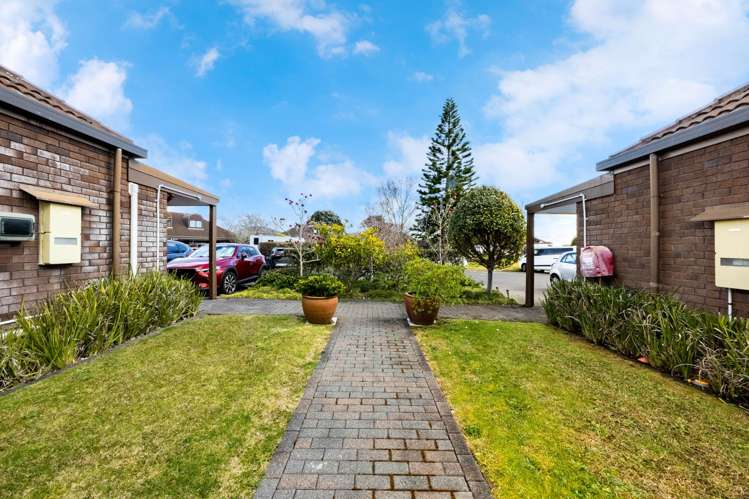 16/327 Hobsonville Road Hobsonville_14