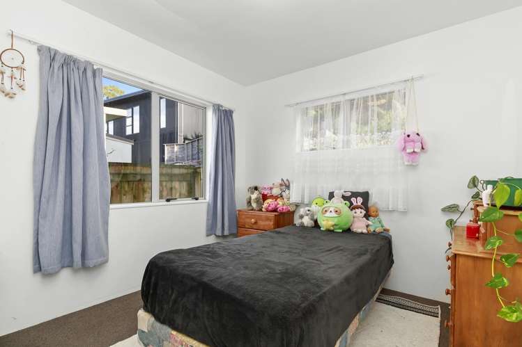 8 Hastings Grove Wainuiomata_7