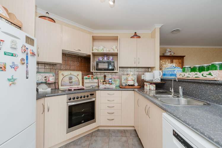 296 Thomas Road_3