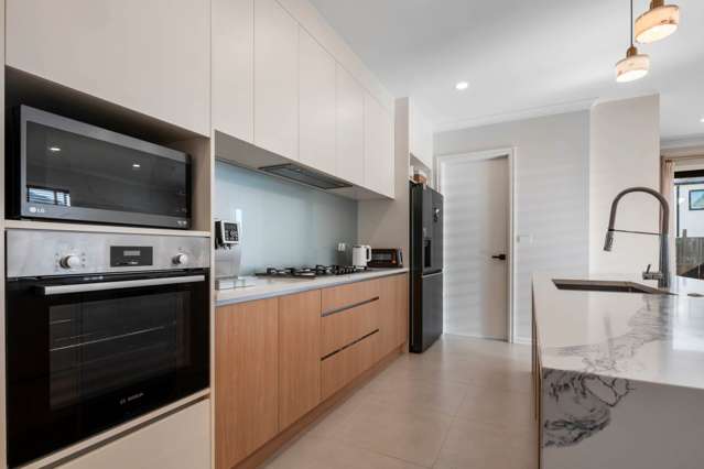 5 Bush View Place Flat Bush_4