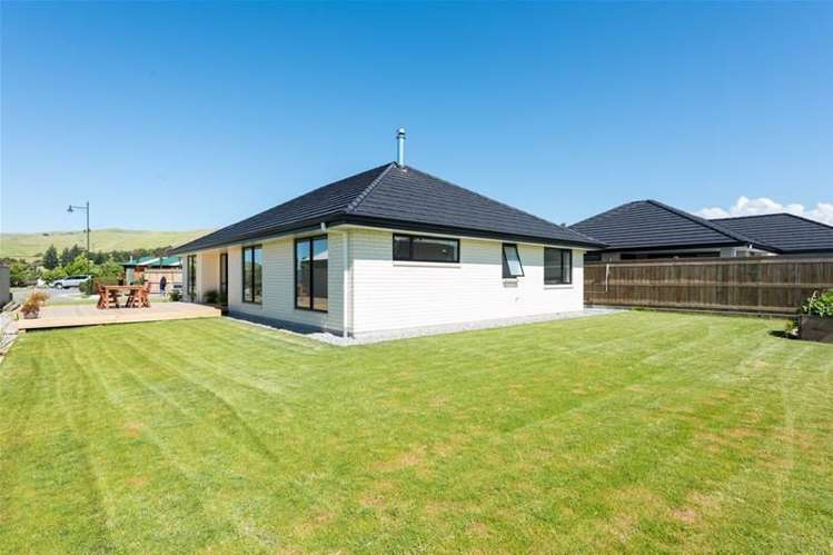 12 Rifle Range Place Witherlea_12