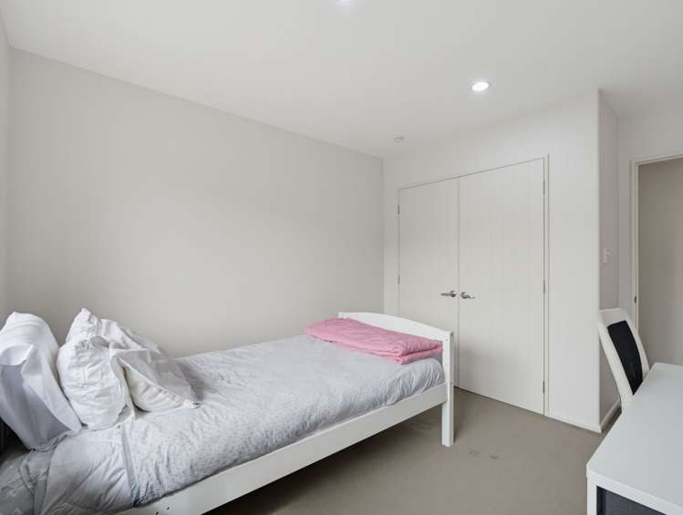 30 Foresters Crescent Parklands_23
