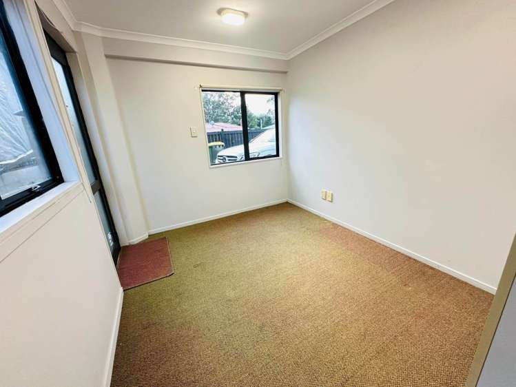 25B Swaffield Road Papatoetoe_6