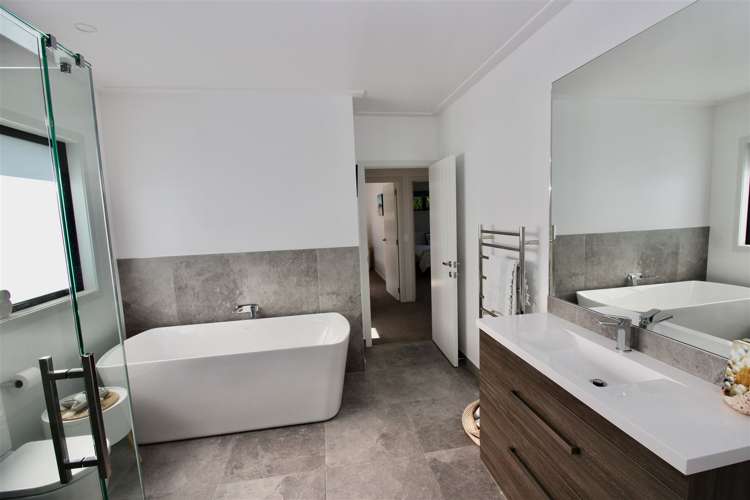 70 Leeward Drive Whitianga_25