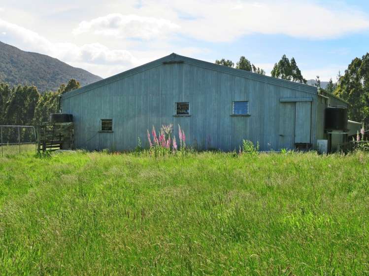 2350 Tahakopa Valley Road Catlins Surrounds_17