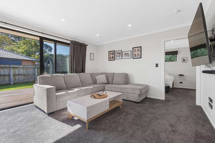 7 Angus Place Carterton_4