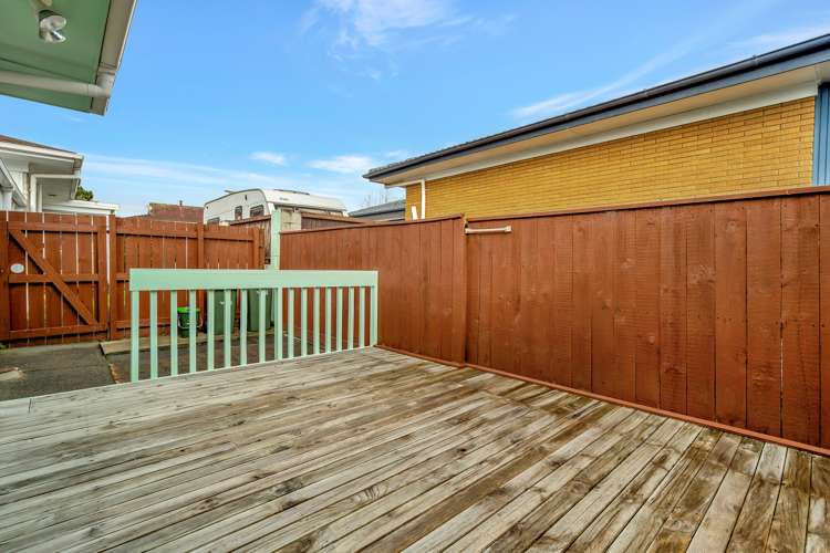 2/12 Tanoa Place Glendene_16